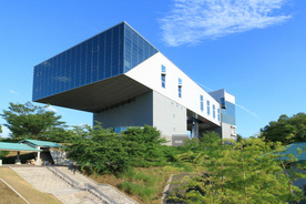 写真：秋田県立近代美術館
