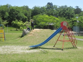 写真：屋外遊具