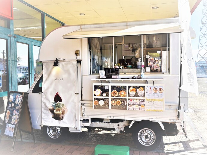キッチンカーの写真