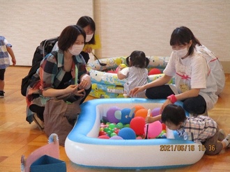 子育て支援施設写真