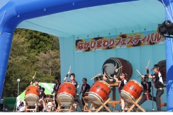 写真:なかひまわりフェスティバル・那珂太鼓(8月下旬)