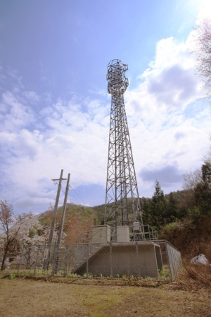 写真:山内上平野沢鉄塔