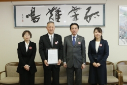 写真：中山人形　秋田県伝統的工芸品として指定