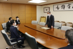 写真：3月16日市長室往来2