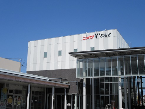 写真：横手市交流センター/Y2ぷらざ外観