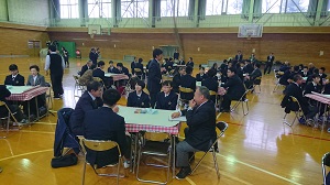 写真：懇談会風景3