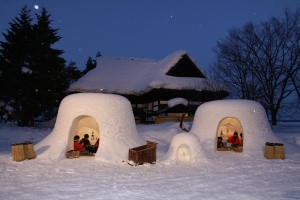 写真：横手のかまくら