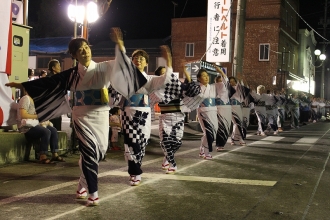 写真：ひらかまち盆おどり