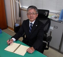 写真：教育長