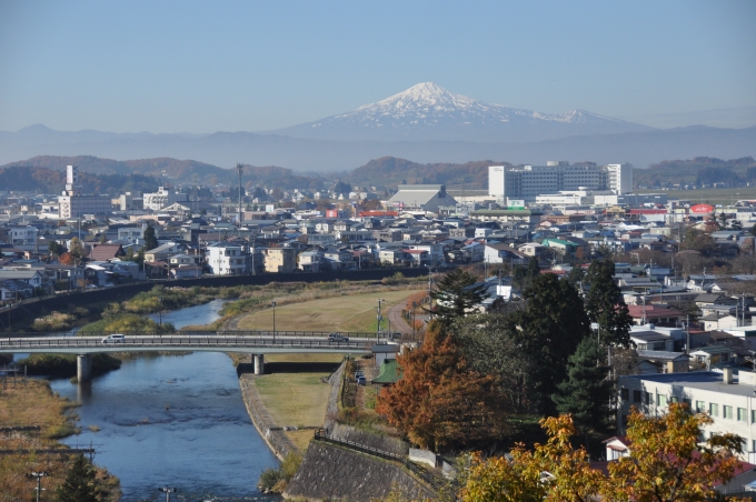 写真：横手公園から眺めた市街地の風景