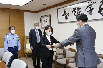 贈呈