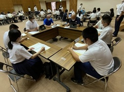 平鹿中学校の作戦会議の様子