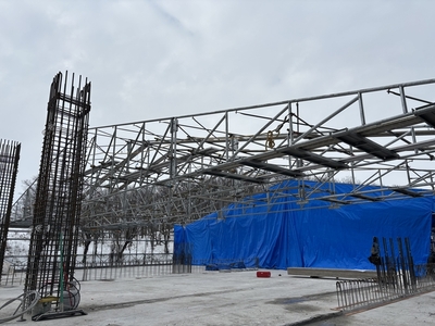 横手体育館建設状況
