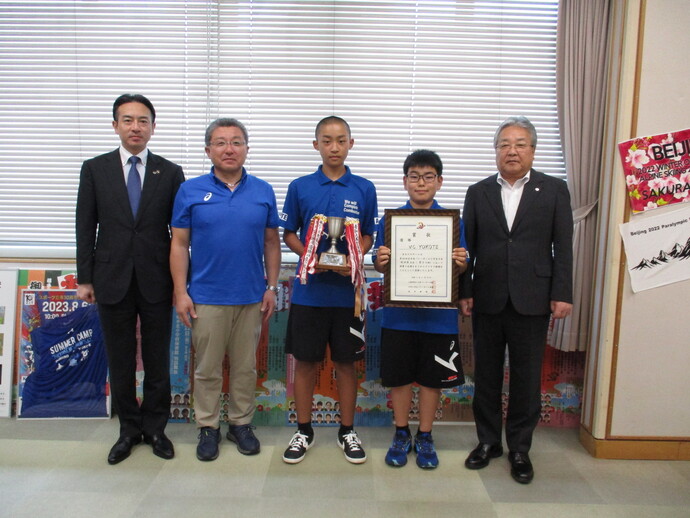 市長と教育長とVC　YOKOTEの方々