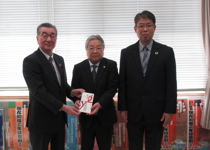 教育長と横手環境協議会の皆さん