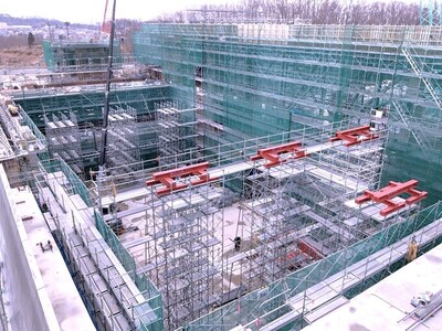 横手体育館建設状況