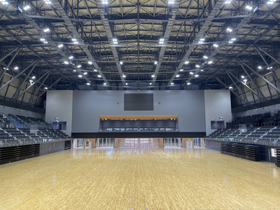 横手体育館建設状況