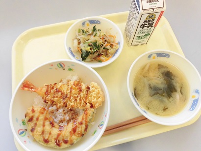 10月9日の給食の写真