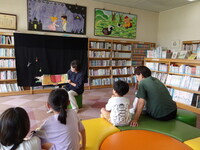 雄物川図書館おはなし会の様子