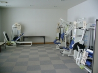 写真：南部トレーニングセンター筋力トレーニングマシン